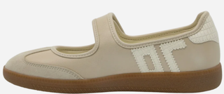 Aya Fashion Gym Shoe